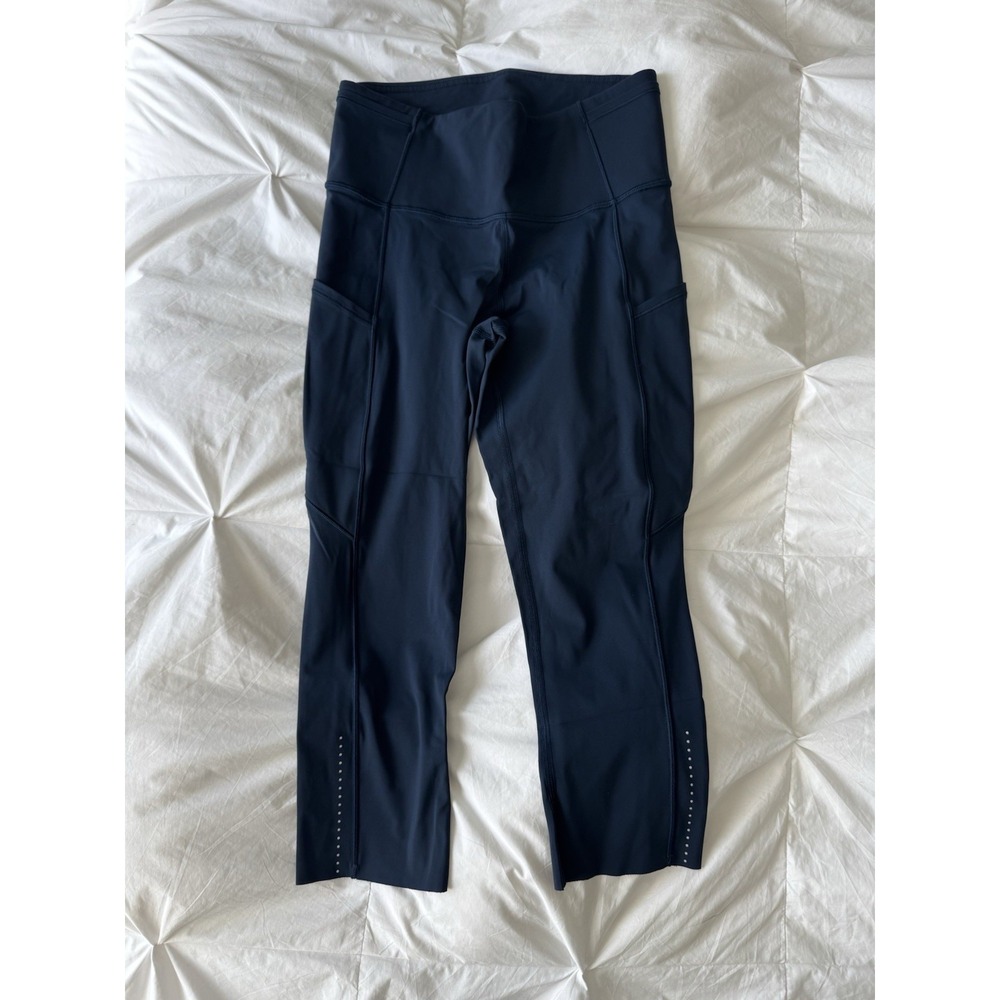 Lululemon Fast Free Crop II Nulux 19" True Navy Size 6 Running Leggings Capri
